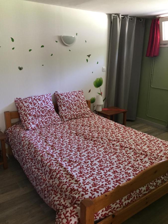 Hippo-Gite Biron  Exterior foto